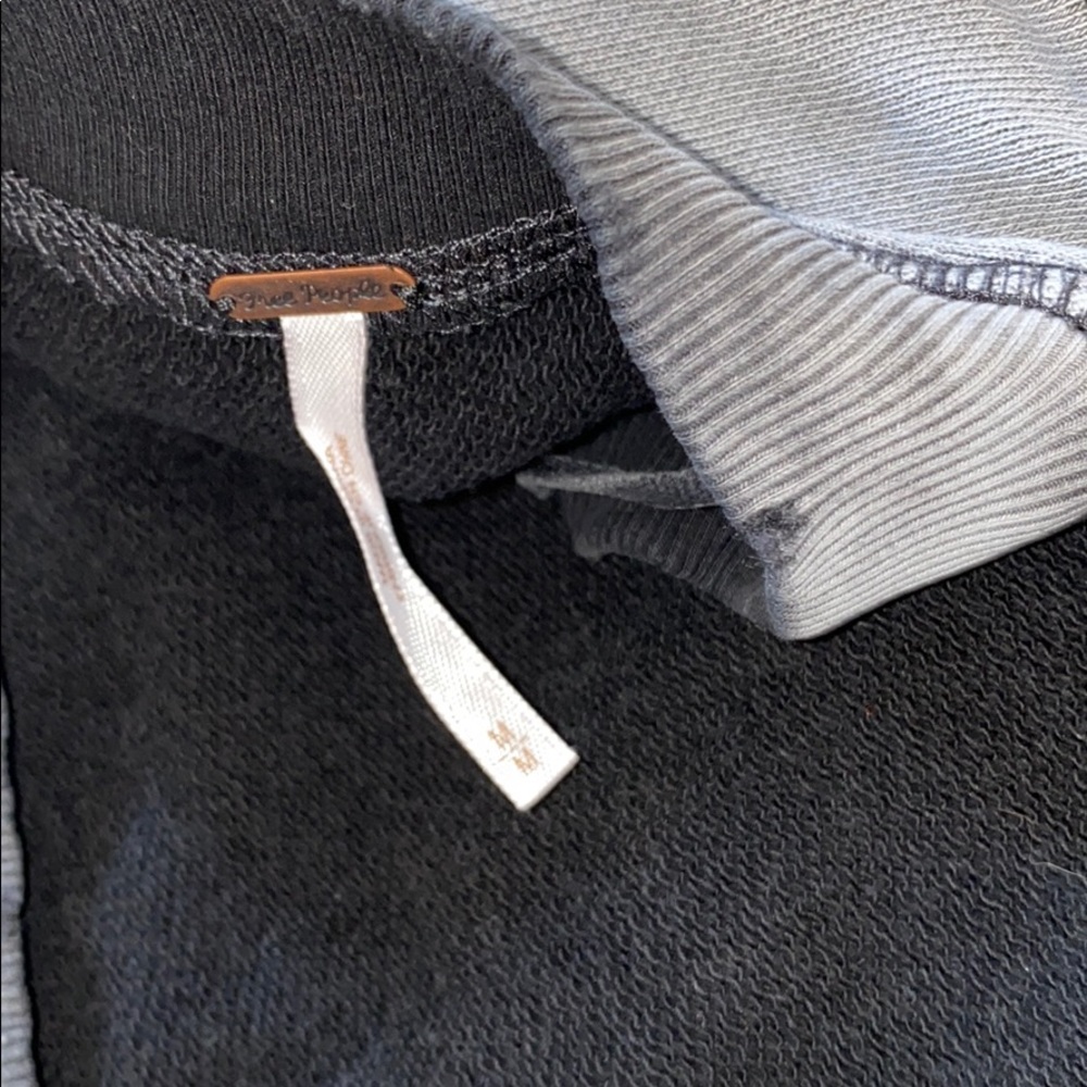 Free People Pullover - Picture 7 of 9